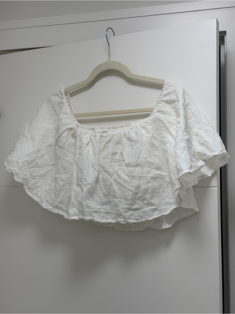 Zara White Off-Shoulder Ruffle Crop Top - Picture 2 of 4
